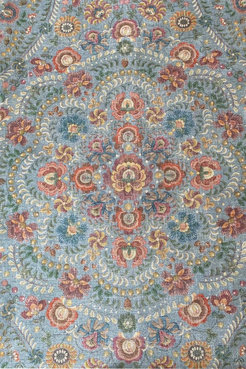 Round Carpet Il Ricamo by Pip Light Blue