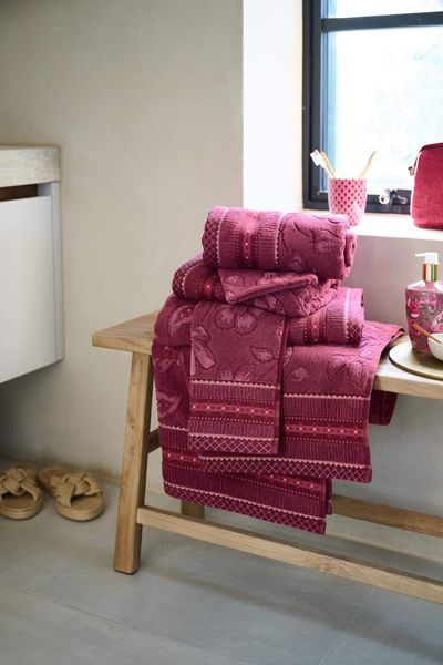 Large Bath Towel Jasmin Jacquard Dark Pink 70x140cm