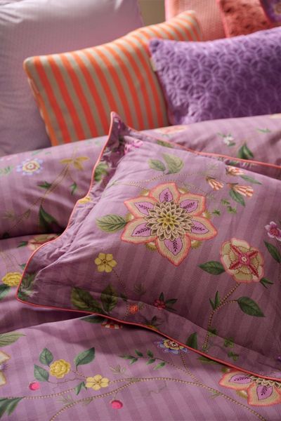Square Cushion Flores Bailando Purple