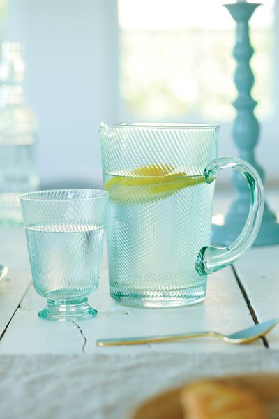 Pitcher Twisted Blue 